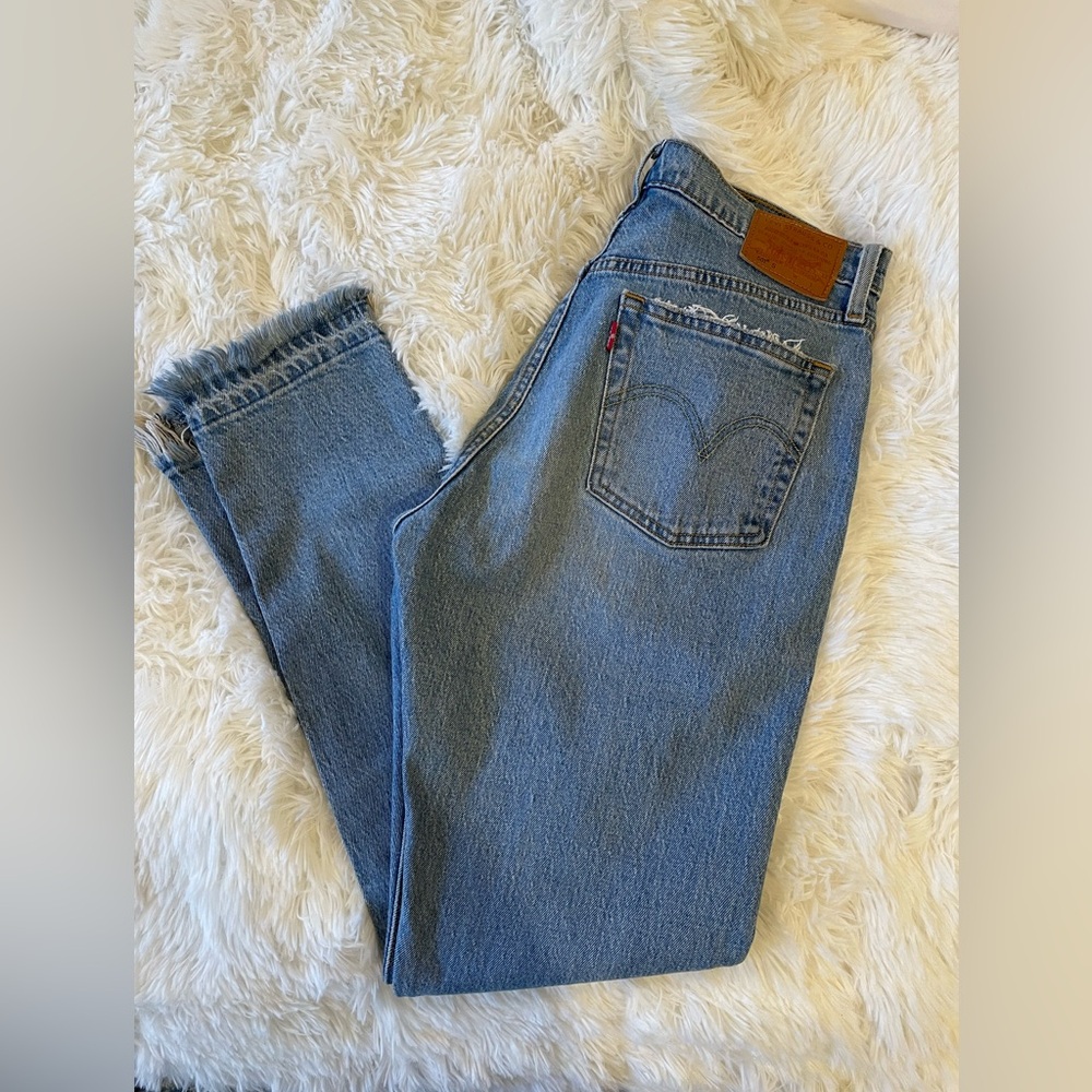 LEVI’S 501’s